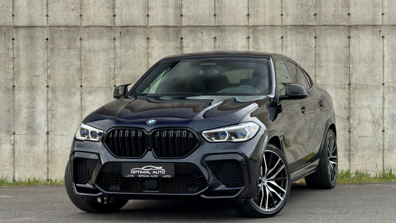 BMW X6 i svart fotografert hos Optimal Auto